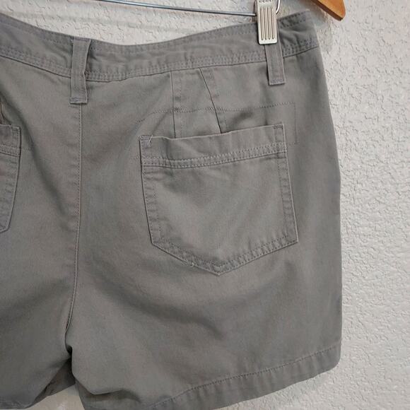 Natural Reflections Gray Casual Shorts 4.5" Inseam Size 8 - Picture 6 of 9